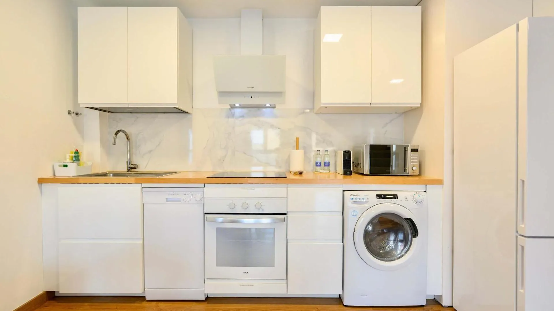 Brand New Spacious Duplex 100M From The Beach Las Palmas de Gran Canaria