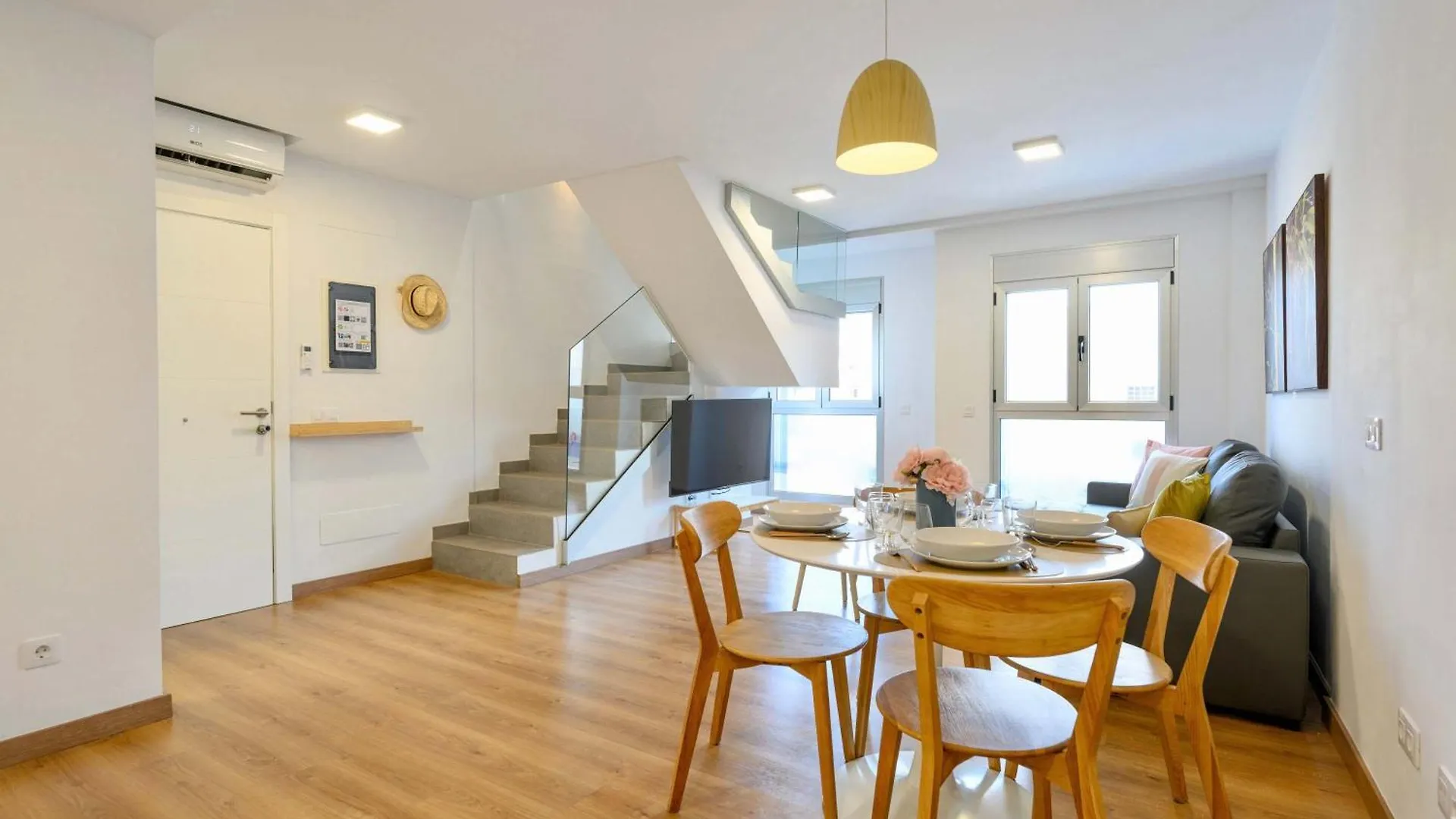 Apartment Brand New Spacious Duplex 100M From The Beach Las Palmas de Gran Canaria Spain